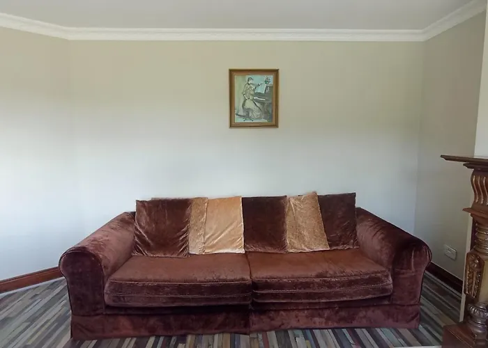 Bottega And Gallery *